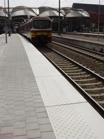 Railway station plaform edges