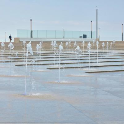 Ostend Zeeheldenplein fountain
